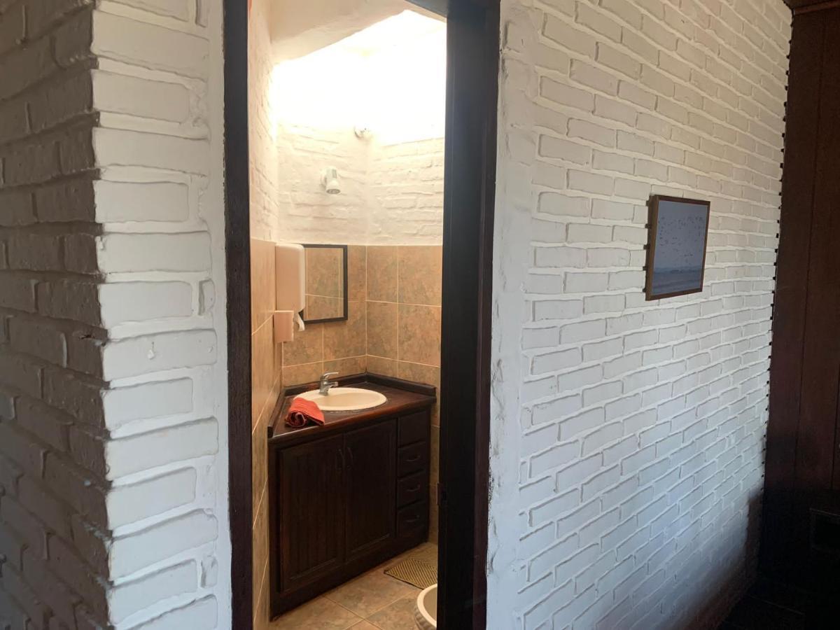 Piedra Alta Hostel & Suites La Pedrera Bagian luar foto