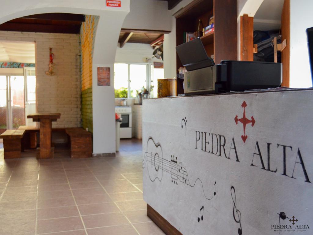 Piedra Alta Hostel & Suites La Pedrera Bagian luar foto